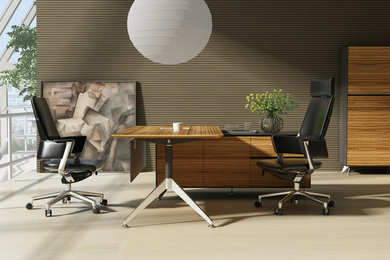 Foto de despacho moderno grande con escritorio independiente
