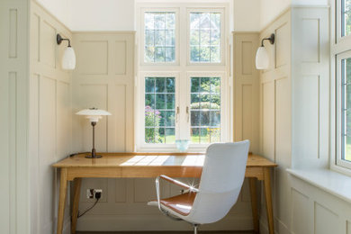 Свежая идея для дизайна: кабинет в стиле кантри - отличное фото интерьера