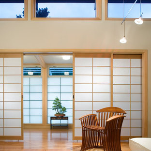 Exemple d'un bureau asiatique.