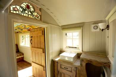 Пример оригинального дизайна: кабинет в стиле кантри