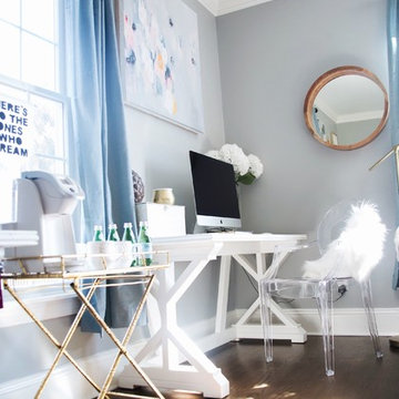 Bold Colors for a Chic Home Office