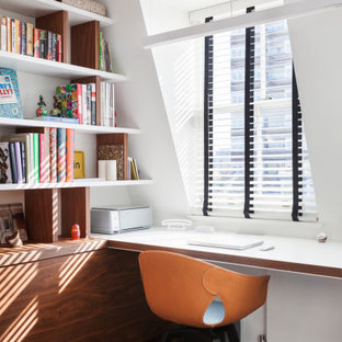 This is an example of a contemporary home office in London.