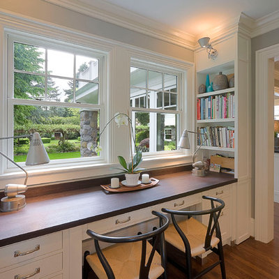 Inspiration for a timeless built-in desk home office remodel in Portland