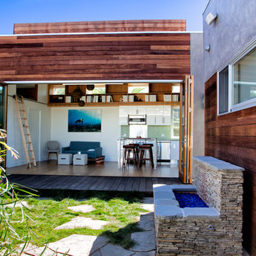 Cedar Street Guest House and Garage Office