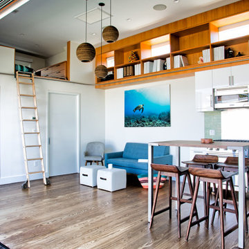 Cedar Street Guest House and Garage Office