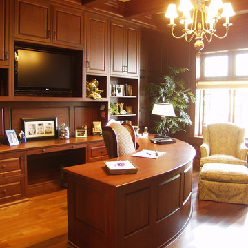Central Wisconsin Executive Home- Office