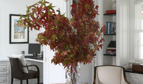 9 Easy Ways to Decorate With Autumn Leaves