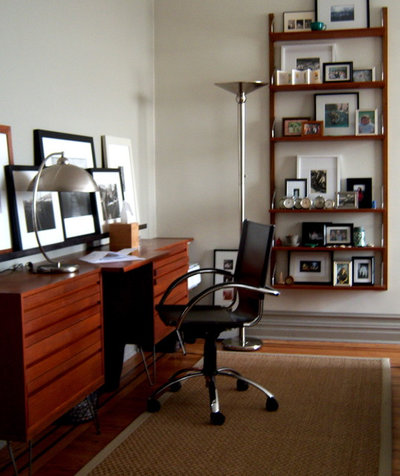 Contemporary Home Office & Library Contemporary Home Office