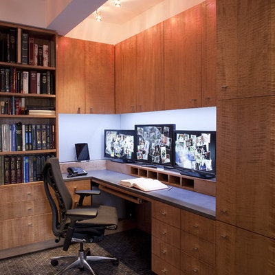 Inspiration for a contemporary built-in desk home office remodel in New York