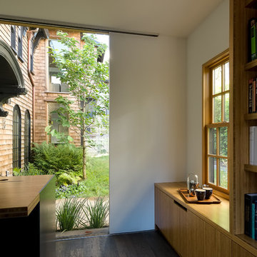 Cow Hollow House