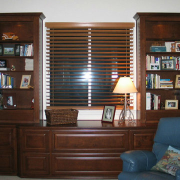 Custom Home Offices & Workstations
