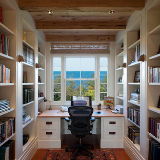 Inspiration for a timeless built-in desk home office remodel in New York