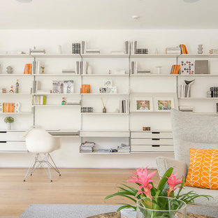 Photo of a contemporary home office in London.
