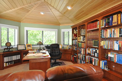 Home office - traditional home office idea in Portland