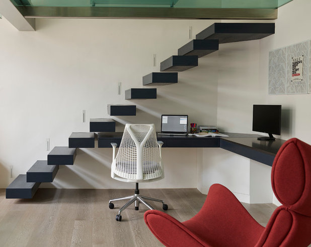 Contemporary Home Office by Ensoul Ltd