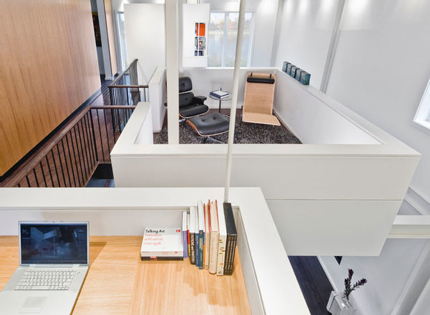 Modern Home Office by Kariouk Associates