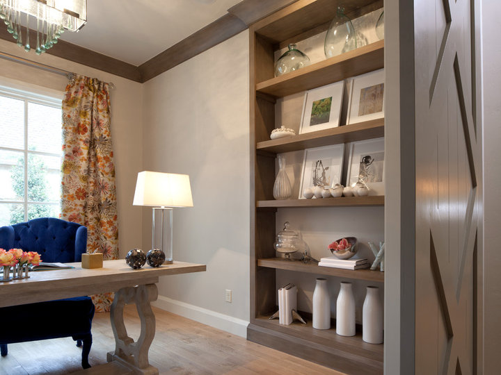 Freestanding Home Office