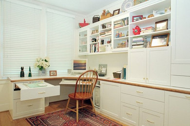 サンフランシスコにあるトランジショナルスタイルのおしゃれなホームオフィス・書斎の写真