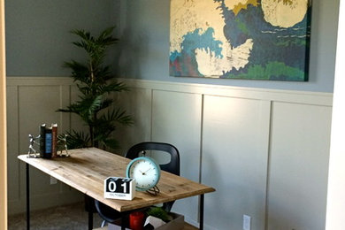 グランドラピッズにあるインダストリアルスタイルのおしゃれなホームオフィス・書斎の写真