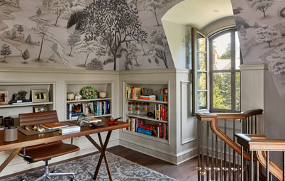10 Home Offices With Wallpapered Ceilings