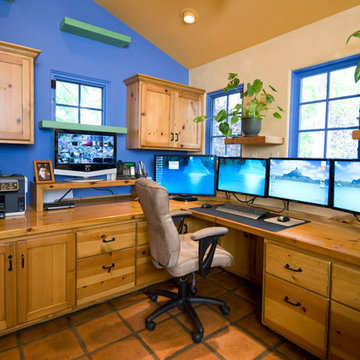 Garden Oasis High-Tech Home Office
