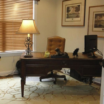 Gold Tone Home Office