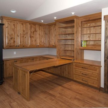 Home Office & Crafts Area