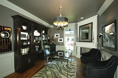 Trendy home office photo in Oklahoma City