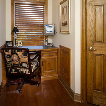 HOME OFFICE-HALLWAY ALCOVE