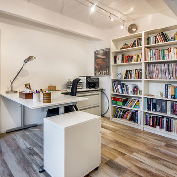 Home Office in Eichler Renovation
