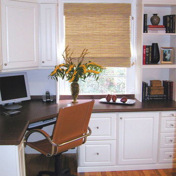 Home Office in Sherman Oaks