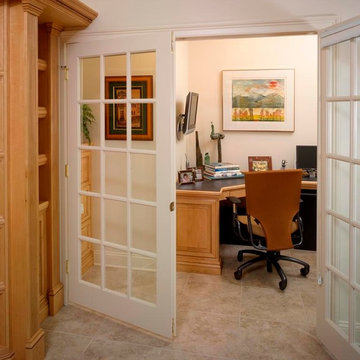 Home Office - Think Outside the closet