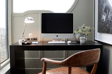 Inspiration for a modern home office remodel in New York