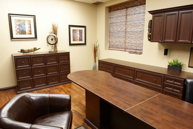 Example of a classic home office design in Baltimore