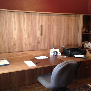 Home Office uses a Queen Horizontal Murphy DeskBed