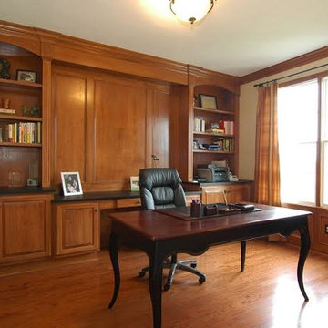 Home Office with Built In Bookcases