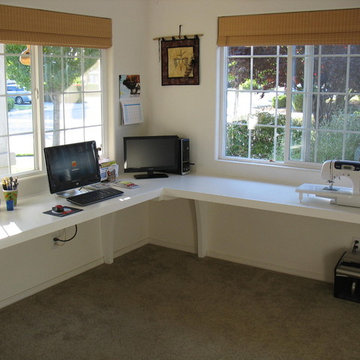 J Built-In Desk