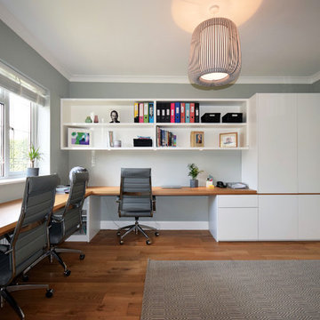 Light & Bright Modern Home Office With Oak Worktops - Thames Ditton, Surrey.