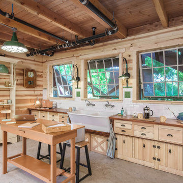 Lonesomeville Pottery Studio & ADU