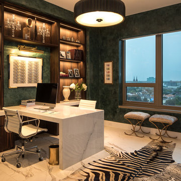 Luxurious High Rise Condo