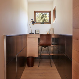 https://www.houzz.com/photos/martis-camp-retreat-contemporary-home-office-san-francisco-phvw-vp~90727138