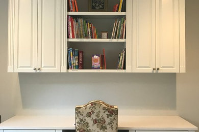 ワシントンD.C.にあるコンテンポラリースタイルのおしゃれなホームオフィス・書斎の写真