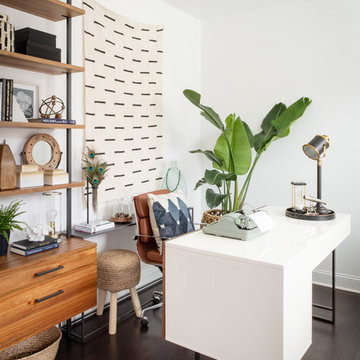 Mid-mod Coastal Casa