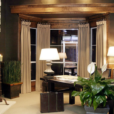 Inspiration for a contemporary freestanding desk carpeted home office remodel in Houston