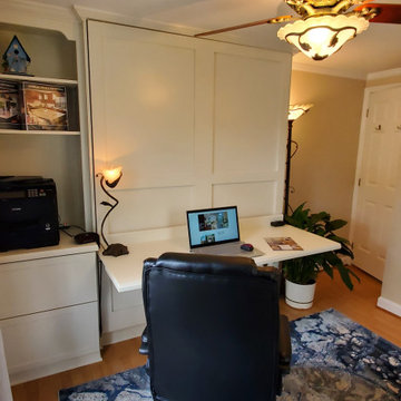 Murphy Bed converts guest bedroom to home office