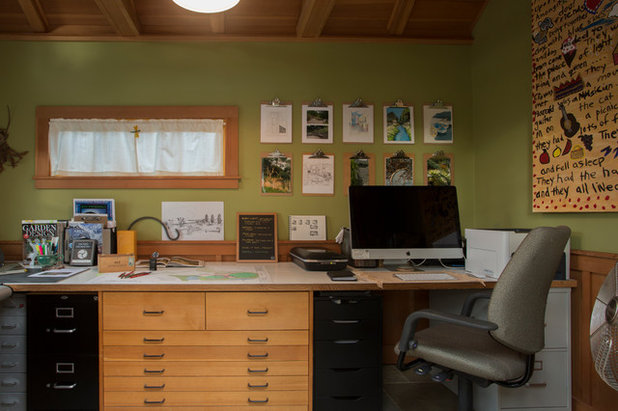 Traditional Home Office by Margot Hartford Photography