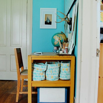 My Houzz: Mid-Century Modern Décor meets Bold Textiles in a Mississippi Home