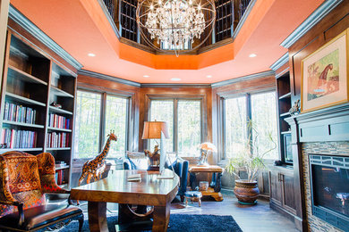 ミルウォーキーにあるトラディショナルスタイルのおしゃれなホームオフィス・書斎の写真