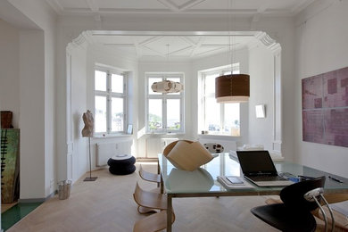 Photo of a modern home office in Aarhus.