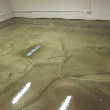 POLISHED CONCRETE EFFECT FLOORING INSTALLED AT WAREHOUSE CONVERSION IN LONDON